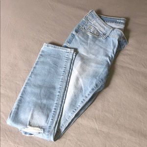 OLD NAVY LIGHT-WASH SKINNY JEANS
